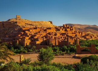 Zagora : les MRE réunis pour un dialogue engagé et ouvert Zagora : les MRE réunis pour un dialogue engagé et ouvert