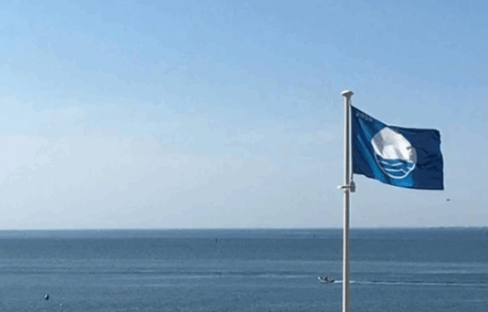La Grande Plage de Oualidia décroche son premier Pavillon Bleu La Grande Plage de Oualidia décroche son premier Pavillon Bleu