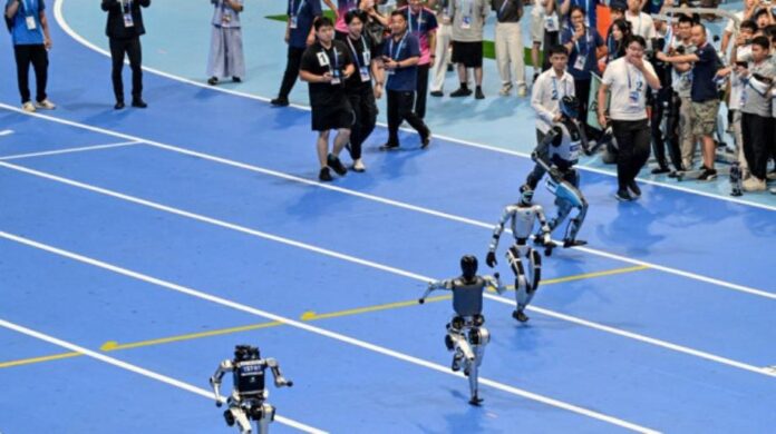 Premiers jeux mondiaux des robots humanoïdes à Pékin