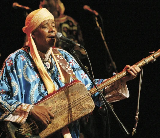 Mustapha Bakbou, légende de la Gnaoua, tire sa révérence Mustapha Bakbou, légende de la Gnaoua, tire sa révérence