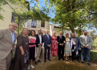 L’Alhambra accueille un Espace Amazigh en hommage à Dr Leila Mezian L’Alhambra accueille un Espace Amazigh en hommage à Dr Leila Mezian