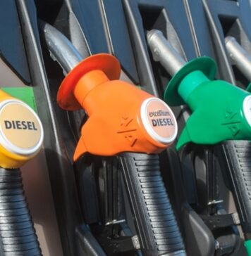 Les prix des carburants flambent de nouveau en France Les prix des carburants flambent de nouveau en France