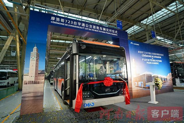 Le Maroc réceptionne 723 bus chinois pour la CAN