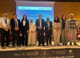 Oasis et palmier dattier : le SIDATTES mise sur l’investissement responsable Oasis et palmier dattier : le SIDATTES mise sur l'investissement responsable