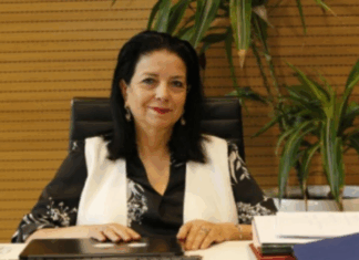 Le Maroc défend à Paris un modèle numérique égalitaire et ouvert aux femmes Le Maroc défend à Paris un modèle numérique égalitaire et ouvert aux femmes