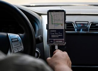 Transport urbain : les services via applications toujours hors cadre légal Transport urbain : les services via applications toujours hors cadre légal