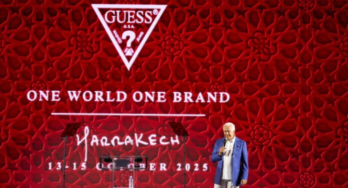 Paul Marciano réunit GUESS dans sa terre d’origine
