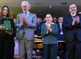 Lalla Asmaa préside une rencontre stratégique sur la surdité infantile Lalla Asmaa préside une rencontre stratégique sur la surdité infantile