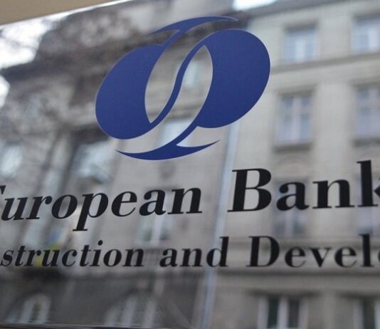 Le Maroc et la BERD signent un accord de 150 M€ pour la plaine de Saïss Le Maroc et la BERD signent un accord de 150 M€ pour la plaine de Saïss