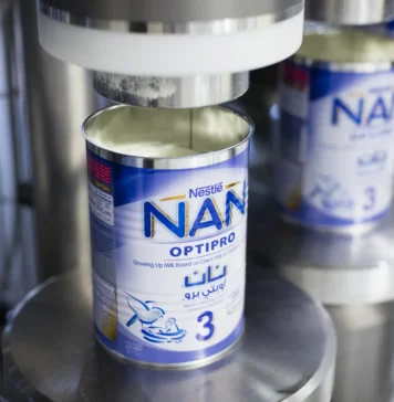 Nestlé rappelle des laits infantiles dans le monde entier Nestlé rappelle des laits infantiles dans le monde entier