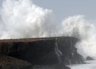Vagues dangereuses annoncées sur l’Atlantique et la Méditerranée Vagues dangereuses annoncées sur l’Atlantique et la Méditerranée