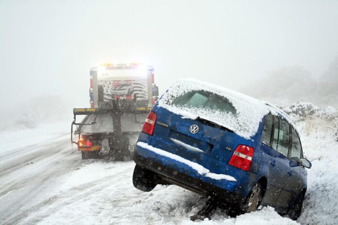 Neige en France : transports toujours perturbés