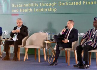 Amine Tehraoui plaide pour un financement durable de la santé en Afrique Amine Tehraoui plaide pour un financement durable de la santé en Afrique
