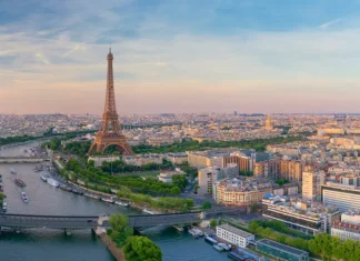 Avec 102 millions de visiteurs, la France reste numéro un mondial Avec 102 millions de visiteurs, la France reste numéro un mondial