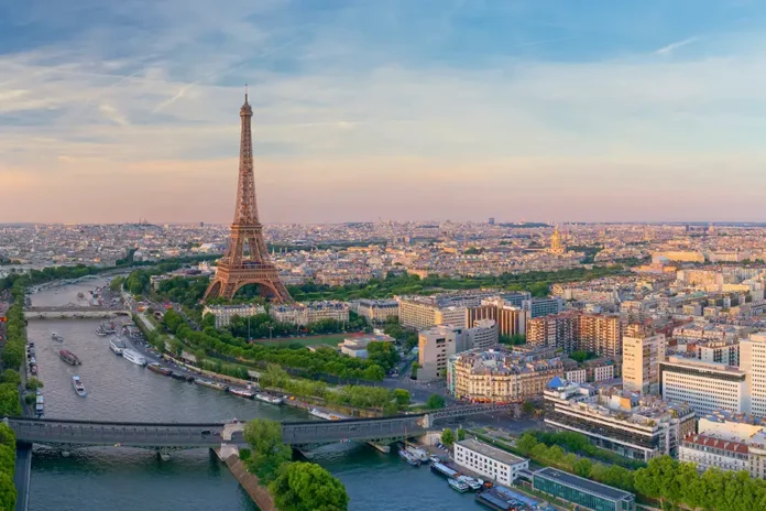 Avec 102 millions de visiteurs, la France reste numéro un mondial