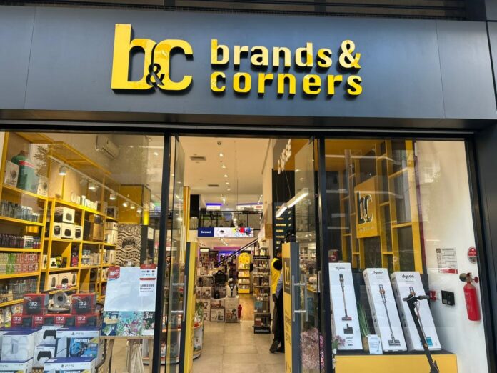 MEGA V STORES dévoile sa nouvelle enseigne Brands & Corners