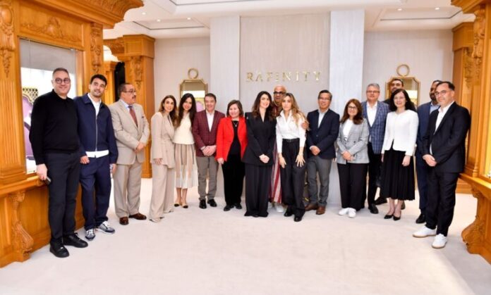 Des diplomates d’Asie-Pacifique découvrent la joaillerie marocaine