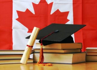 Le Canada perd une large part de ses étudiants étrangers Le Canada perd une large part de ses étudiants étrangers