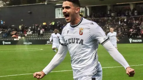 Real Oviedo s’offre le milieu marocain Youness Lachhab